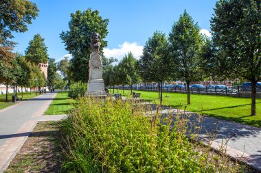 Bogoroditsk şehrinin çevresi ve cazibesi. Bogoroditsk Sarayı ve park topluluğu. Bogoroditsk. Tula bölgesi. - Rusya. 3 Eylül 2021