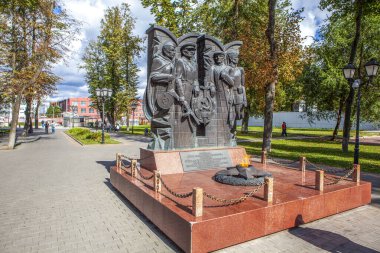 Bogoroditsk şehrinin çevresi ve cazibesi. Bogoroditsk Sarayı ve park topluluğu. Bogoroditsk. Tula bölgesi. - Rusya. 3 Eylül 2021
