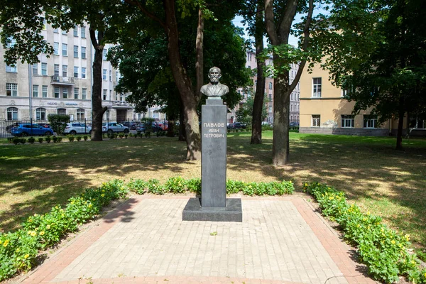Monument Voor Academicus Ivan Petrovitsj Pavlov Vierkant Van Eerste Medische — Stockfoto