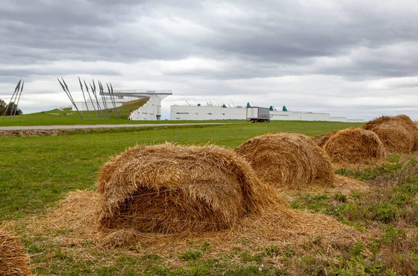 Haystacks Frente Kulikovo Pole Museum Reserve Aldeia Mokhovoe Distrito Kurkinsky — Fotografia de Stock