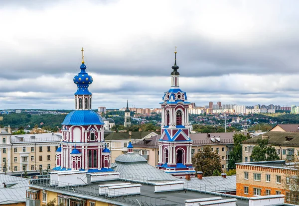 KALUGA, RUSSIA - EYLÜL 05, 2021: Vaftizci Yahya 'nın Tapınağı fotoğrafı. Yukarıdan görüntüle.