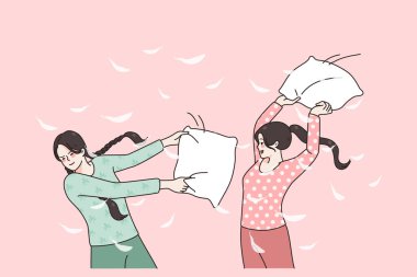 Coşkulu kızlar pijama partisinde iyi eğlenceler. 