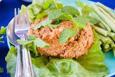 Genç nefesi gıda frieding köri