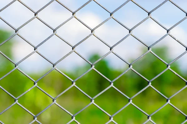 Metal mesh wire fence