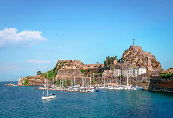 Gulf Mandraki Lot Sailing Boats Old Venetian Fortress Corfu Island — Stock fotografie