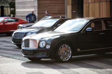 yıldızlı partiler