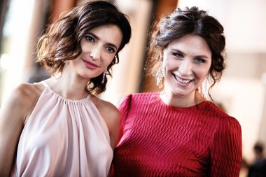 yıldızlı partiler