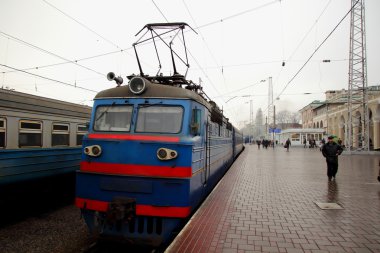 peronda yolcu treni olduğunu