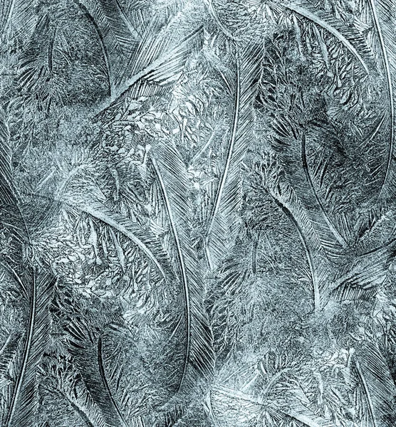 黒の背景に霜模様の氷の結晶 抽象的な氷構造を持つ暗い表面は 霜効果をオーバーレイまたは追加することができます ガラスに霜 凍結の影響 — ストック写真