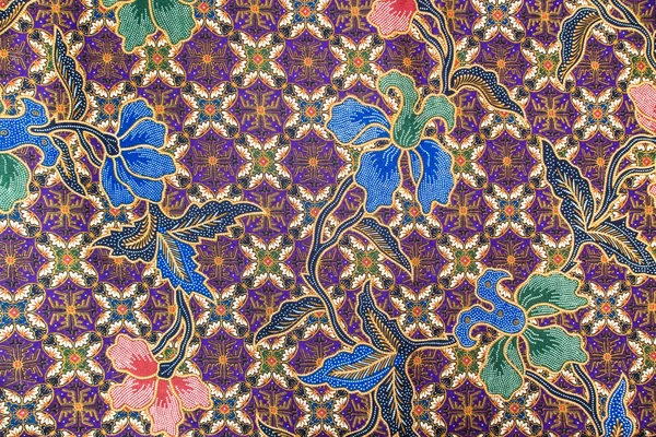 Vackra Indonesien blommig batik mönster & motiv — Stockfoto