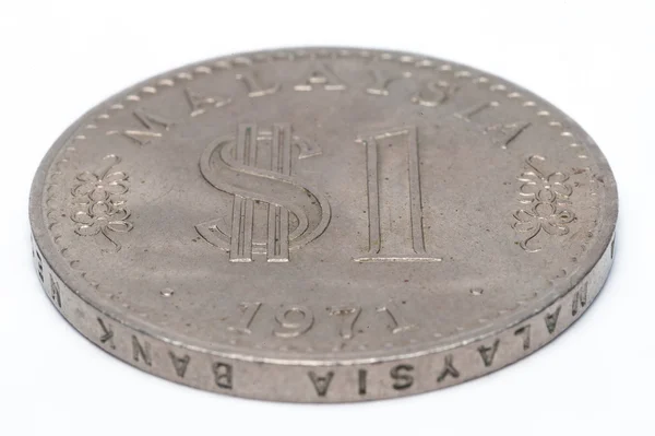 Oude Maleisië munten geïsoleerd op witte achtergrond — Stockfoto