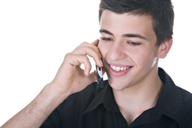 Telefondaki genç adam.
