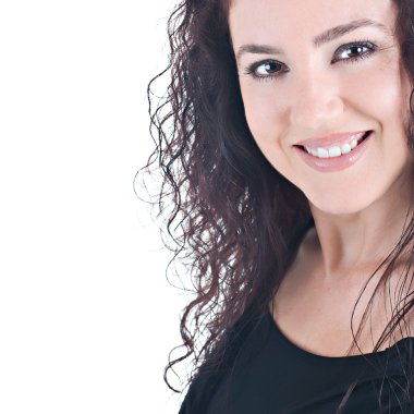 Gülümse.