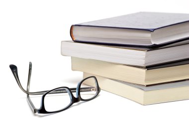 kitap ve gözlük