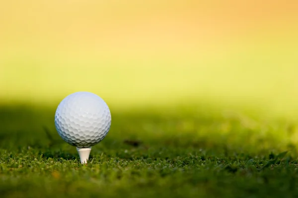 Golfball — Stockfoto