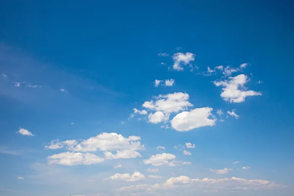 Cielo azul —  Fotos de Stock