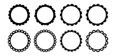 Uçsuz bucaksız, yuvarlak vuruşlar ayarlandı. Sade daire şeklinde taranmış sınır. Kumaş siluet çerçeve bağlar. Şirin eski püskü süs eşyasını tekrar et. Doku kurdeleleri. Vektör illüstrasyonu beyaz arkaplanda izole edildi.