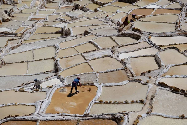 Peru Maras - Maras Salt Mines - Salineras de Maras