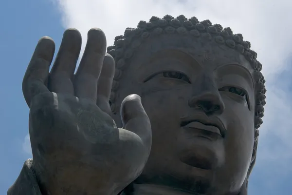 Close-up de Big Buddha mão e rosto — Fotografia de Stock