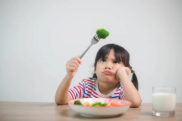 Nutrition Healthy Eating Habits Kids Concept Children Eat Vegetables Little — Stock fotografie