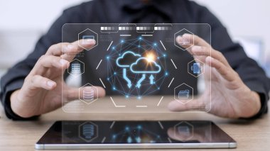 Gelecekteki Veri Ağı 'nda gösterilecek bulut transferi için internet sunucu hizmetlerine bağlı bilgisayar iş ağı fikirleri için çevrimiçi bilgisayar teknolojisi ve depolama.