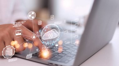 Gelecekteki Veri Ağı 'nda gösterilecek bulut transferi için internet sunucu hizmetlerine bağlı bilgisayar iş ağı fikirleri için çevrimiçi bilgisayar teknolojisi ve depolama.