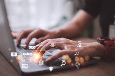 SEO. Arama Motoru Optimizasyonu. Dijital online pazarlama andinetrmet teknoloji kavramı. 