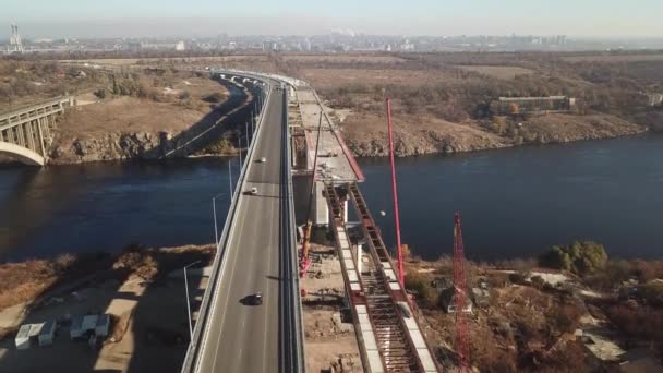 Zaporozhye Ukrajina Letecký Výhled Most Přes Dněpru Auto Jede Jedné — Stock video