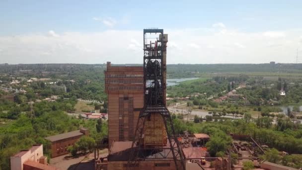 Endüstriyel Madencilik Madeni Kırmızı Demir Cevheri Havadan Insansız Hava Aracı — Stok video