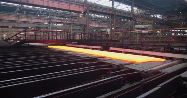 Proceso Producción Metal Una Fábrica Metalúrgica Una Palanquilla Acero Dividido — Vídeo de stock