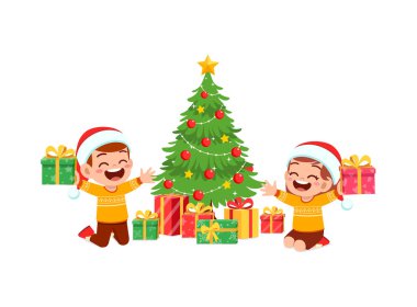 Mutlu küçük oğlan ve kız Noel hediyesi tutuyorlar.