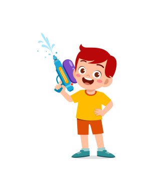 Su tabancası tutan sevimli küçük çocuk ve gülümse.