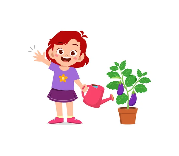 可爱的小女孩站在那里给茄子树浇水 — 图库矢量图片