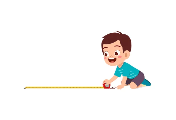 Маленький Хлопчик Тримає Мірну Стрічку Перевіряє Довжину — стоковий вектор