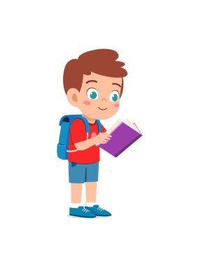 Küçük çocuk ayakta duruyor ve hikaye kitabı okuyor.