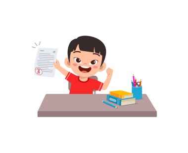 Küçük çocuk iyi not alır ve mutlu olur.