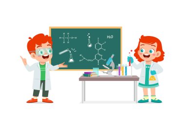 Küçük bilim adamı palto giyiyor ve araştırma yapıyor.
