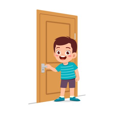 Küçük çocuk ayakta ve kapı tokmağını tutuyor.