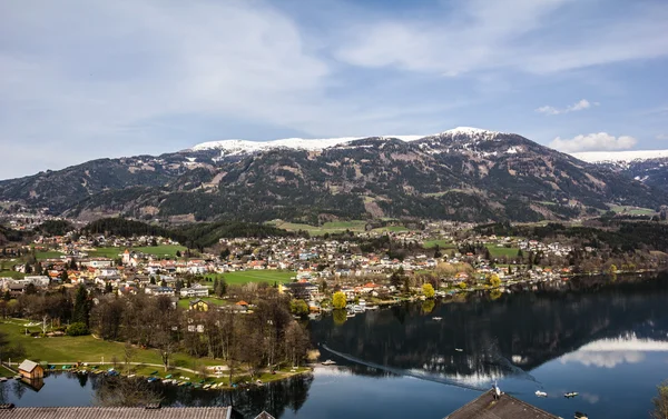 Vedere pe Seeboden primăvara — Fotografie, imagine de stoc