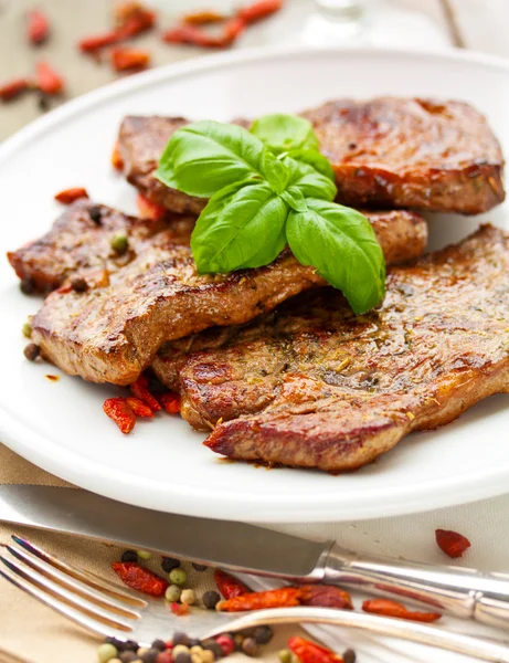 Gebratenes Steak — Stockfoto