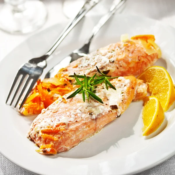 Salmon with Dressing — Stock Photo, Image