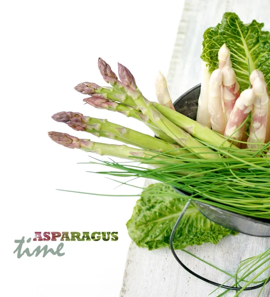 Asparagi bianchi e verdi — Foto Stock