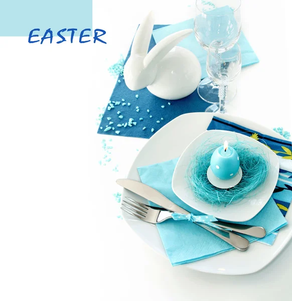 Table setting in turquoise color — Stock Photo, Image