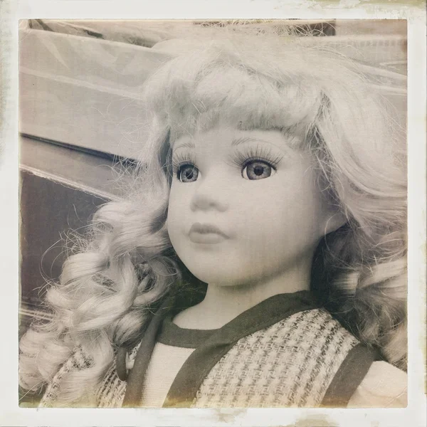 Horror Dolly Retro foto — Foto de Stock