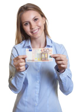 onun elinde kadın 50 euro Not ile gülüyor