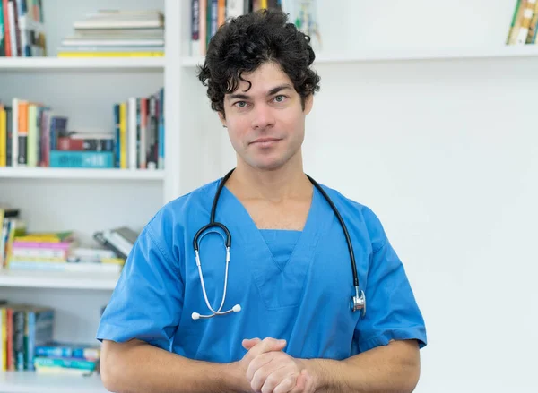 Portrait Mature Adult Caucasian Male Nurse Doctor Office Hospital — Foto de Stock