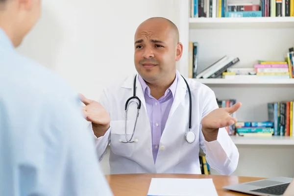 Handsome Doctor Talking Patient Cancer Office Clinic — Stock Photo, Image
