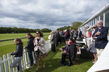 Berkshire, İngiltere: de beers Pırlanta kuyumcuları Kraliyet sadaka polo cup için 11 Nisan 2014 Konuklar katıldı