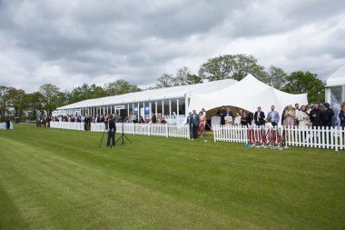 Berkshire, İngiltere: de beers Pırlanta kuyumcuları Kraliyet sadaka polo cup için 11 Nisan 2014 Konuklar katıldı