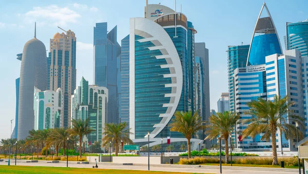 Bela Cidade Doha Com Muitas Torres Referência Vista Área Corniche — Fotografia de Stock